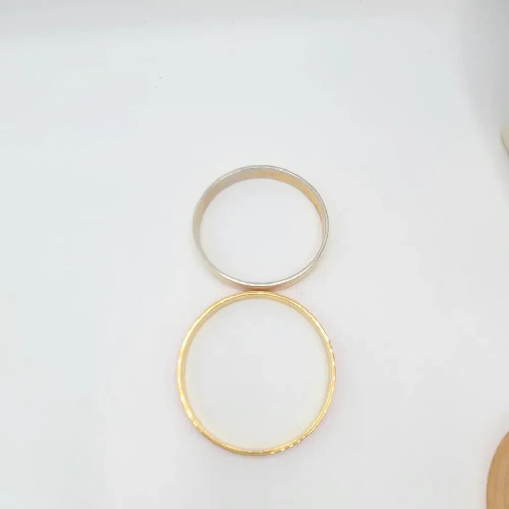 J Crew Bangle Set of Red and Off White Gold Tone Bangle